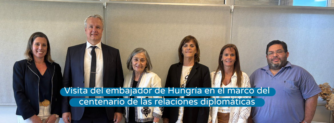 embajador de Hungría .png